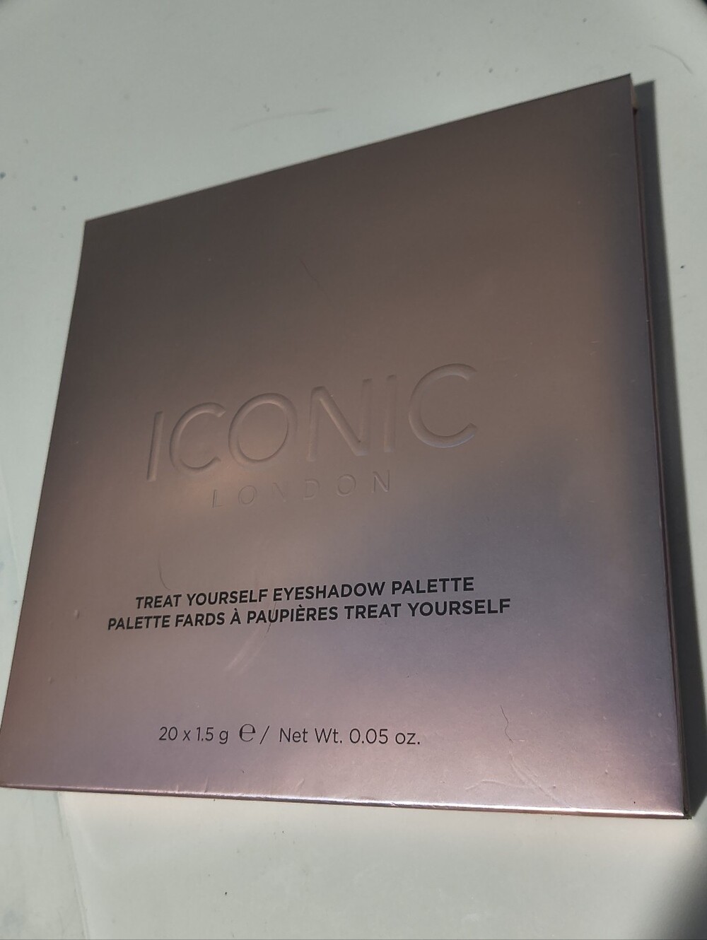 Iconic London Treat Yourself Eyeshadow Palette 20 Pan Rich Autumn Warm NIB